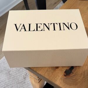 Valentino Beige Box
